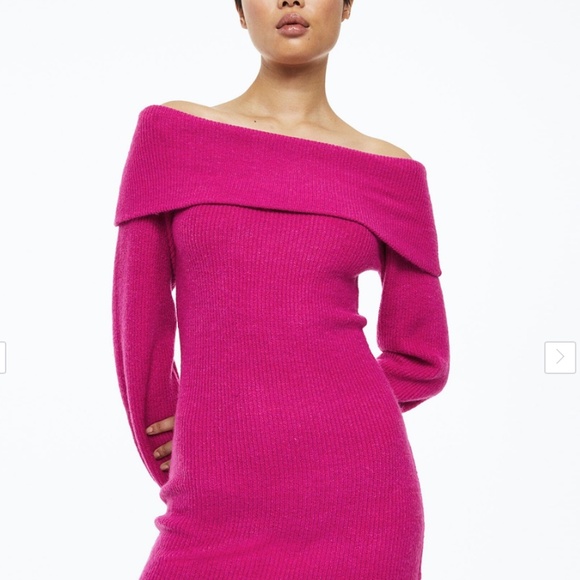 NWT Off-the-shoulder Bodycon Knit Mini Dress Barbie Margot Robbie Wolf of Wall - Picture 3 of 9